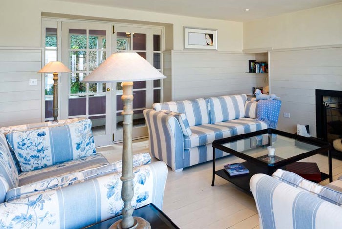 Cottage Living Area at Cliff House Hotel, Ardmore