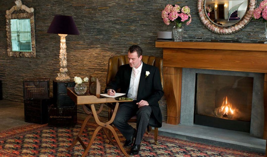 Groom-on-Chair_1060x630