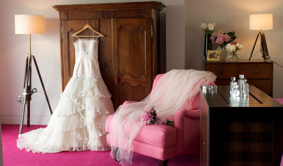 Wedding-Dress_1060x630