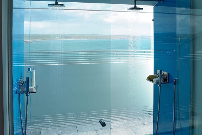 Showers_1060x630