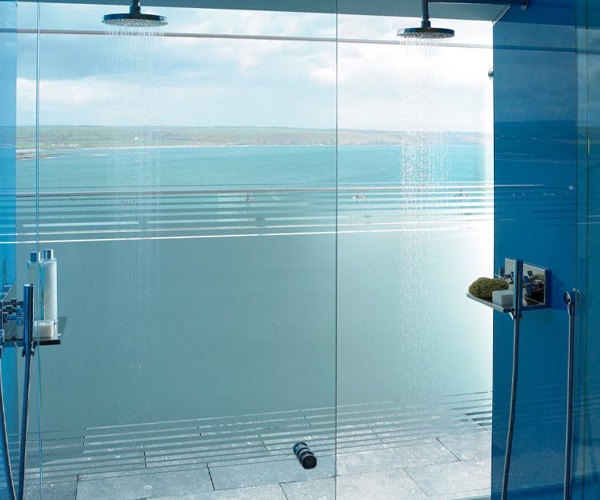 Showers_1060x630