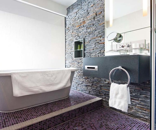 Bathroom_1060x630