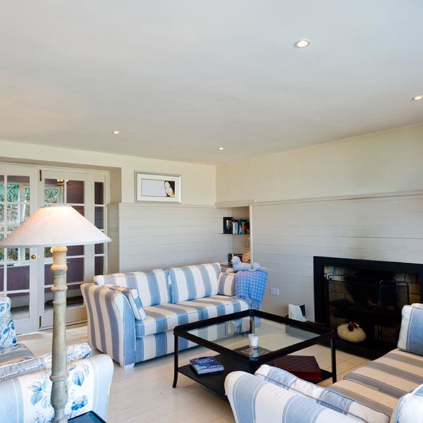 Living Area at Cliff House Hotel, Ardmore