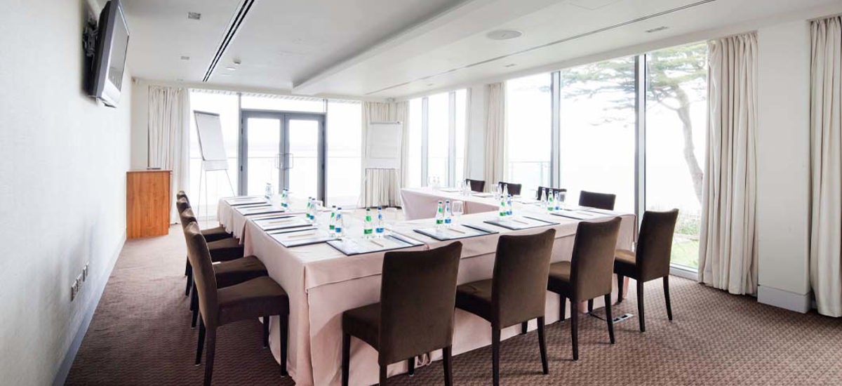 North Pavilion U Sahped 1060X630